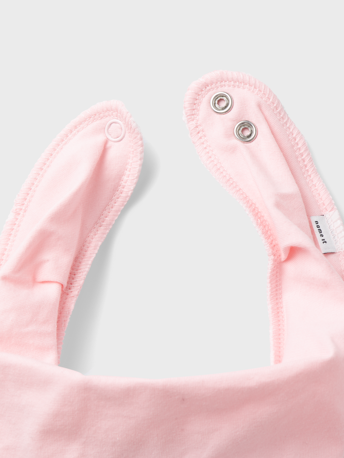 model_shot-front_full